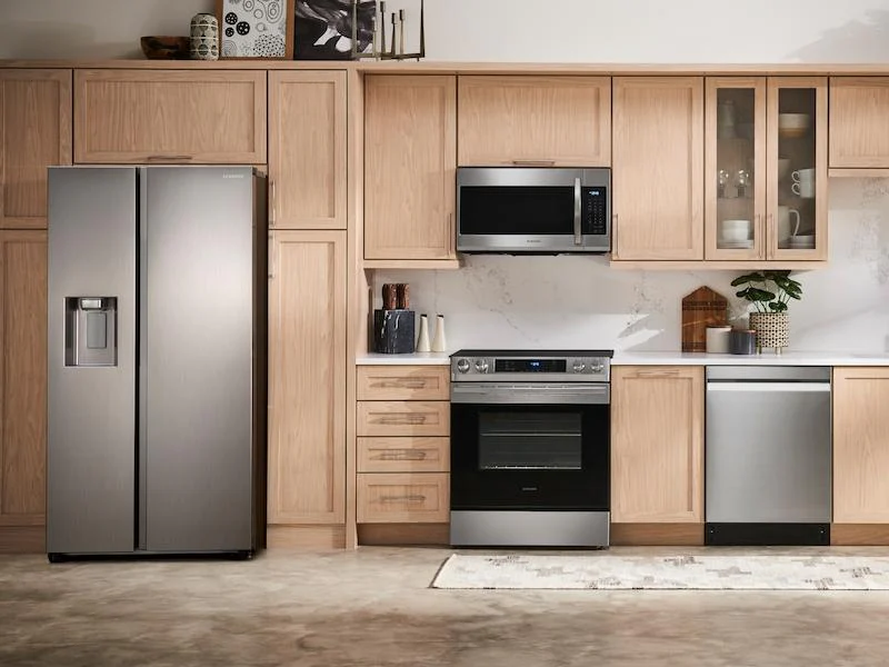 Samsung RS27T5200SR 27. 4 cu. ft. Side-by-Side Refrigerator with Large Capacity in Stainless Steel - Image 3
