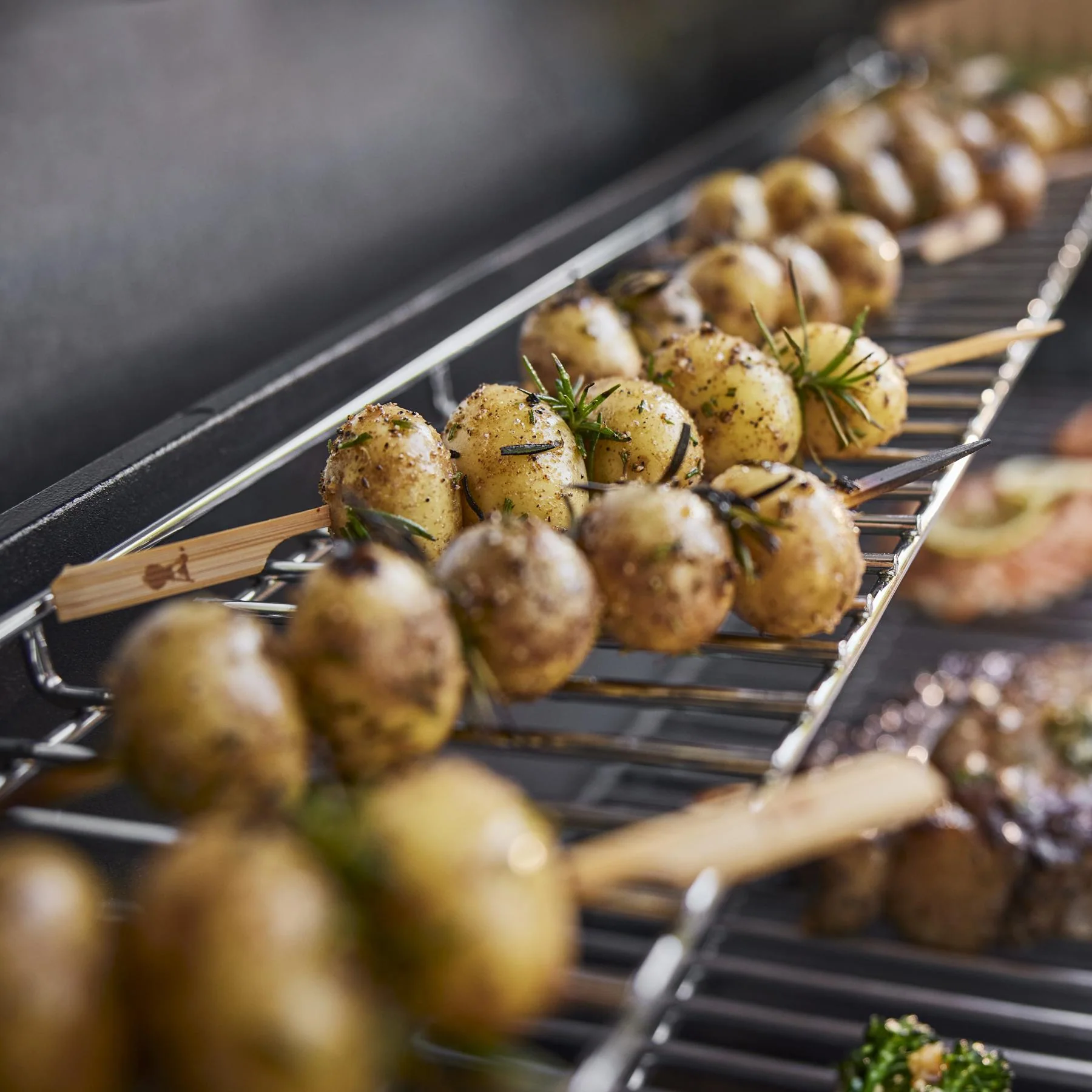 Weber 1500569 Genesis S-315 Gas Grill (Natural Gas) - Stainless Steel - Image 7