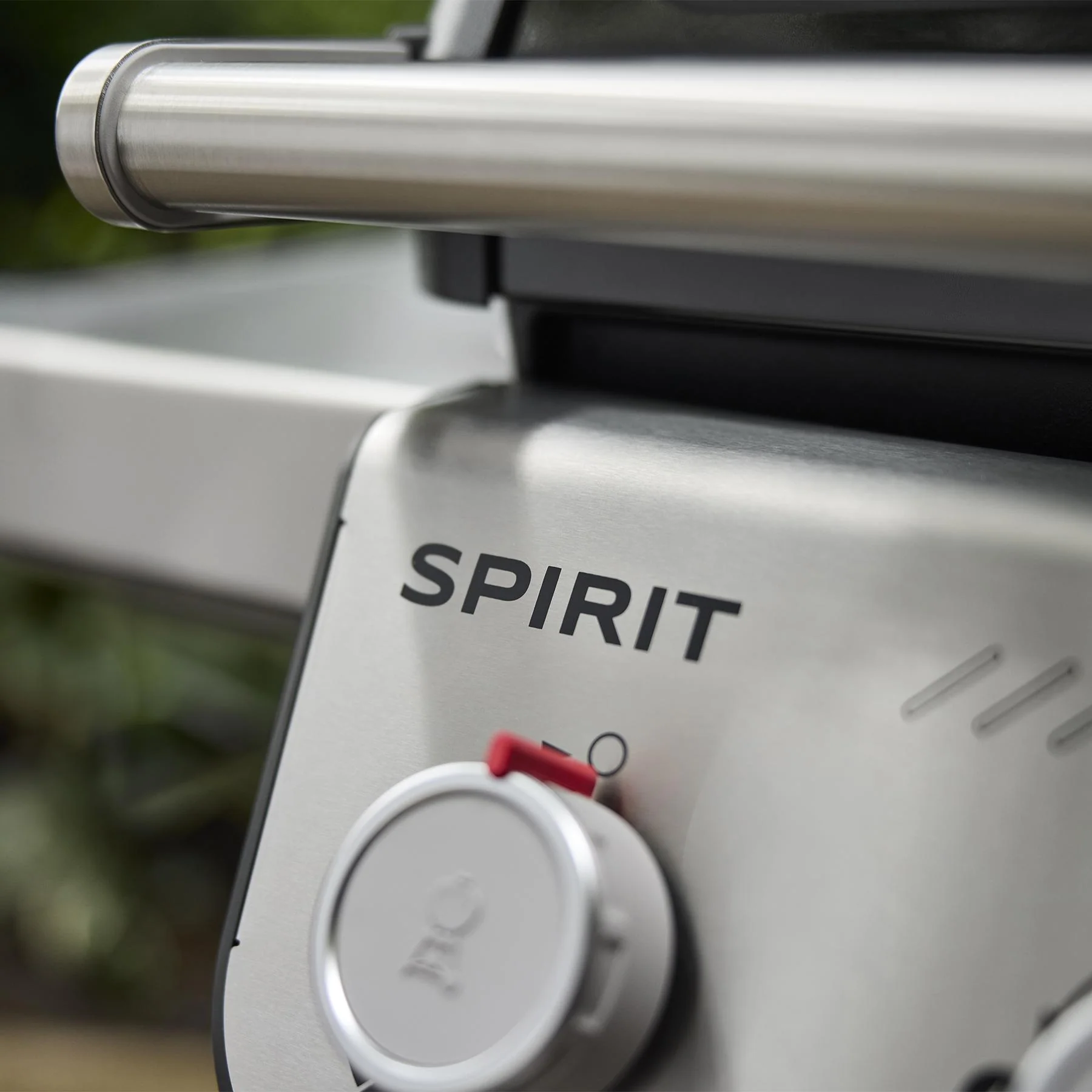 Weber 1500780 Spirit® E-425 Gas Grill (Liquid Propane) - Black - Image 4