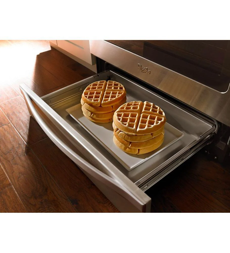 Whirlpool WFG715H0ES 5.8 Cu. Ft. Freestanding Gas Range with AquaLift® Self-Cleaning Technology - Image 3
